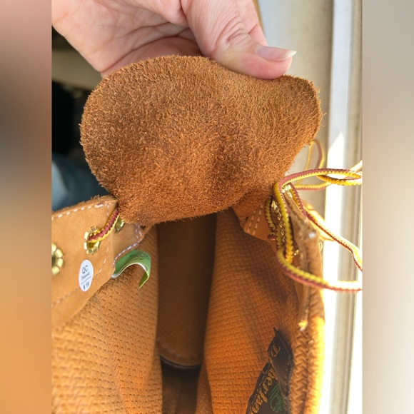 NWOT Tan Boots - Timberland - Size 11W - Picture 5 of 6